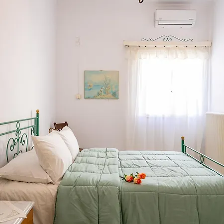 Santorini Amoni House At 2 Bdrs 6 Pers Pýrgos