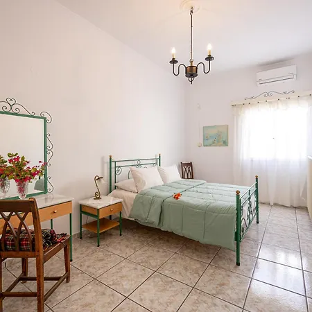 Santorini Amoni House At 2 Bdrs 6 Pers *